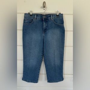 Gloria Vanderbilt Cropped Jeans